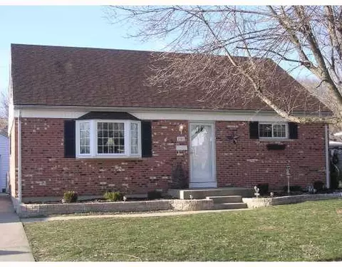 1301 Montego Dr, Springfield, OH 45503 photo 1
