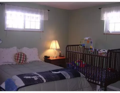 1301 Montego Dr, Springfield, OH 45503 photo 5