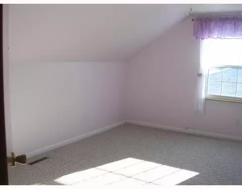1301 Montego Dr, Springfield, OH 45503 photo 8