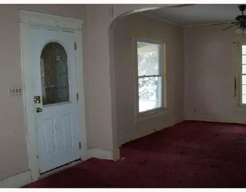 1427 S Limestone, Springfield, OH 45506 photo 6