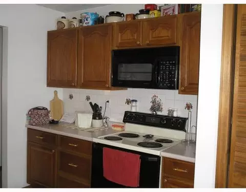 2458 Shrine, Springfield, OH 45502 photo 6