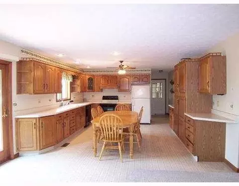 3853 Johnson Rd, Springfield, OH 45502 photo 4