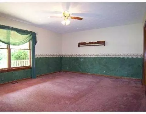 3853 Johnson Rd, Springfield, OH 45502 photo 5