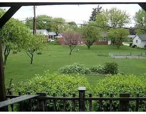 408 E Russell, Sidney, OH 45365 photo 6