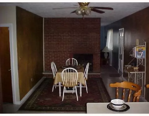 329 E Third St, Springfield, OH 45503 photo 5