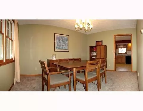 1104 Kingsgate Rd, Springfield, OH 45503 photo 7