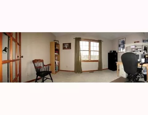 1104 Kingsgate Rd, Springfield, OH 45503 photo 6