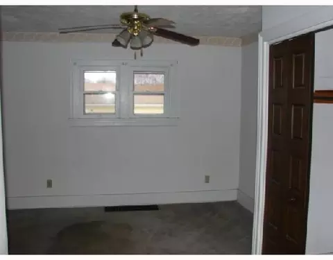 1126 N Murray, Springfield, OH 45503 photo 3