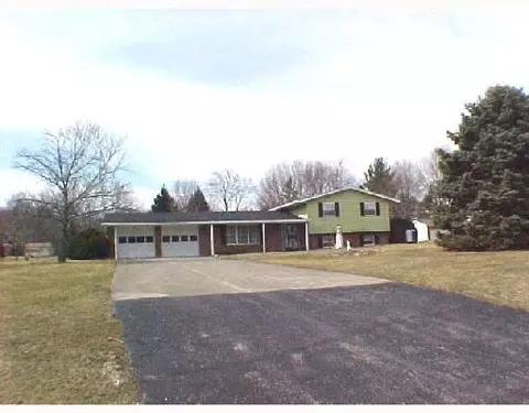 4365 Grossepoint, Springfield, OH 45502 photo 1