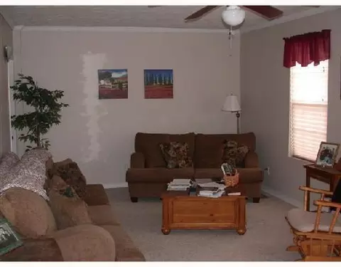 3673 Madrid Dr, Springfield, OH 45502 photo 4