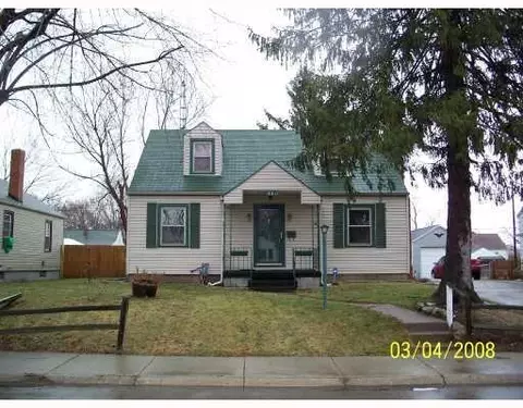 210 N Douglas Ave, Springfield, OH 45503 photo 1
