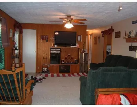 1187 Miller St, De Graff, OH 43318 photo 6