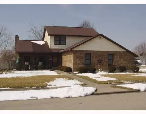1336 Maplecrest Dr, Troy, OH 45373 photo 1