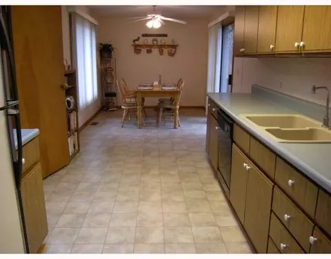2780 E Possum Rd, Springfield, OH 45502 photo 6