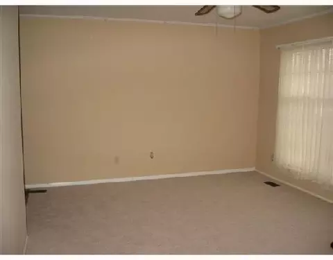 3123 Erter Dr, Springfield, OH 45503 photo 2