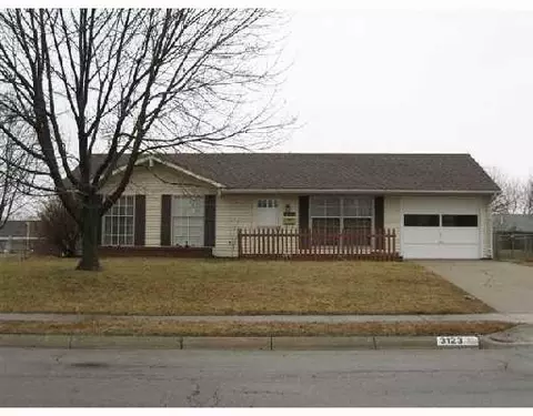 3123 Erter Dr, Springfield, OH 45503 photo 1