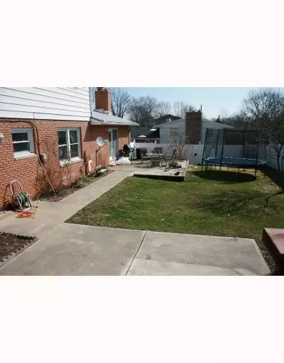 1103 Brenda Kay Ct, Springfield, OH 45503 photo 10