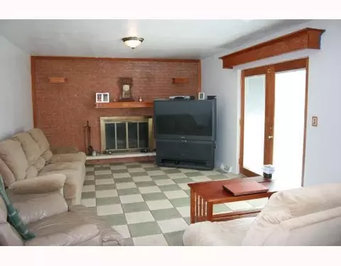 1103 Brenda Kay Ct, Springfield, OH 45503 photo 2