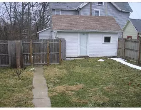1526 Linden Ave, Springfield, OH 45505 photo 2