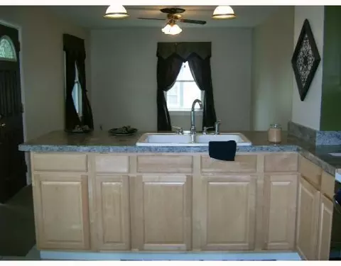 2133 Beatrice St, Springfield, OH 45503 photo 4