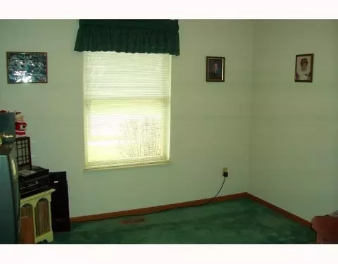 1519 Student Ave, Springfield, OH 45503 photo 3