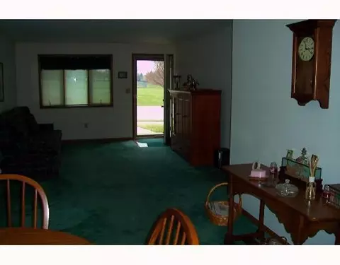 1519 Student Ave, Springfield, OH 45503 photo 2