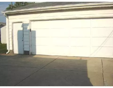 702 Mount Joy, Springfield, OH 45505 photo 2