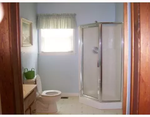906 Pine St, Springfield, OH 45505 photo 5