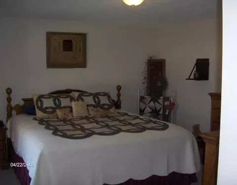 4042 Harris Ln, Springfield, OH 45503 photo 6