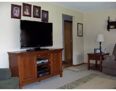 5231 Taywell Dr, Springfield, OH 45503 photo 3