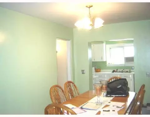 3201 High St E, Springfield, OH 45505 photo 4