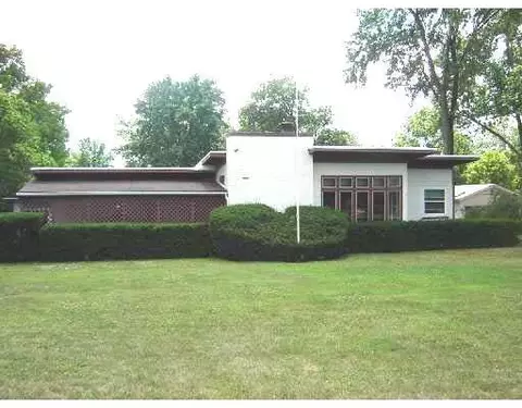 3201 High St E, Springfield, OH 45505 photo 1