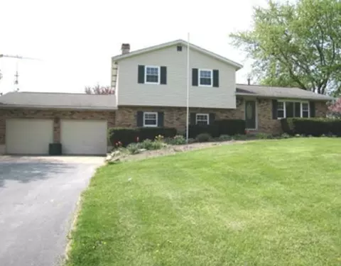 2425 Rebert Pk, Springfield, OH 45502 photo 1