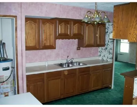 1706 Memorial Dr, Springfield, OH 45505 photo 3