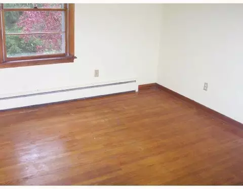3062 Woods Dr, Springfield, OH 45506 photo 5