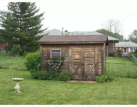 4284 Tritle Trl, Springfield, OH 45503 photo 8