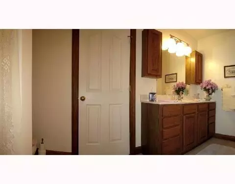 345 Vale Rd, Springfield, OH 45504 photo 10