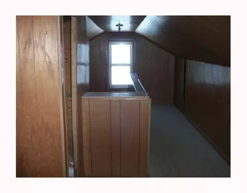 925 N Burnett, Springfield, OH 45503 photo 7