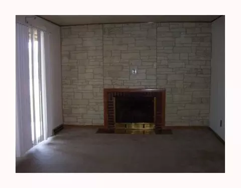 925 N Burnett, Springfield, OH 45503 photo 2