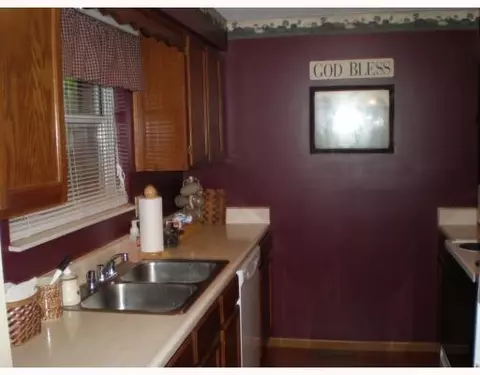 4254 Tacoma, Springfield, OH 45503 photo 2