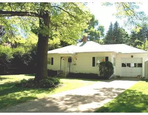 1837 Crescent, Springfield, OH 45504 photo 1