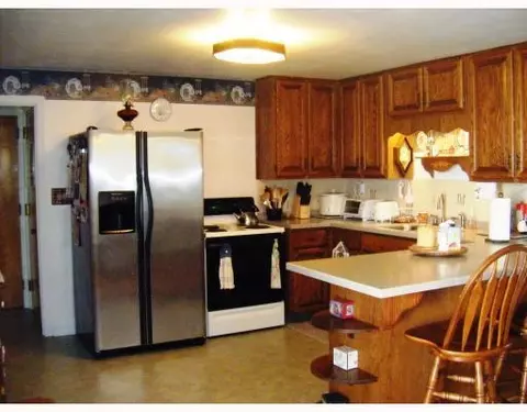 1100 Redbud, Springfield, OH 45504 photo 2