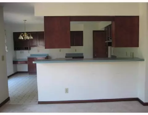 2163 Conowoods, Springfield, OH 45503 photo 9