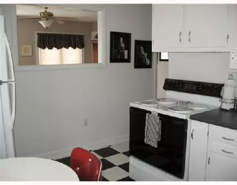 1418 Lamar Dr, Springfield, OH 45504 photo 5