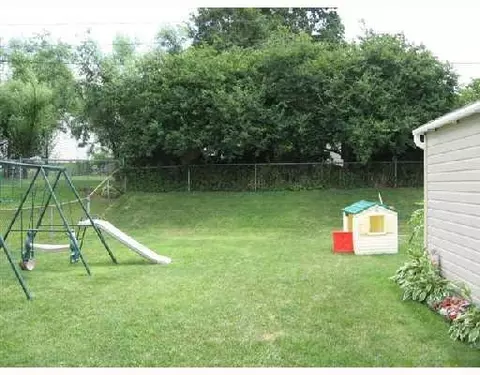 1418 Lamar Dr, Springfield, OH 45504 photo 8