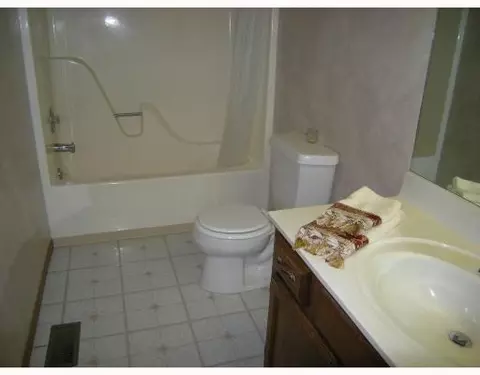 2740 Conestoga St, Springfield, OH 45503 photo 9