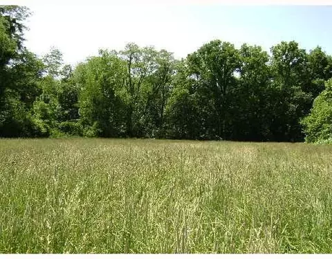 7866 Old Clifton Rd, Springfield, OH 45502 photo 6