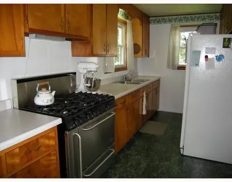 2475 Mechanicsburg Rd, Springfield, OH 45503 photo 2