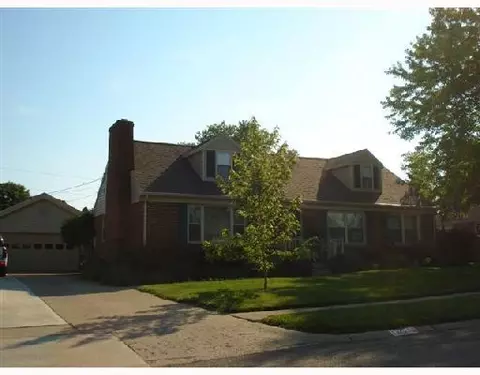 1320 Richmoor, Springfield, OH 45503 photo 2