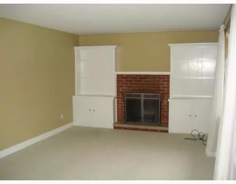 1235 Torrence Dr, Springfield, OH 45503 photo 3